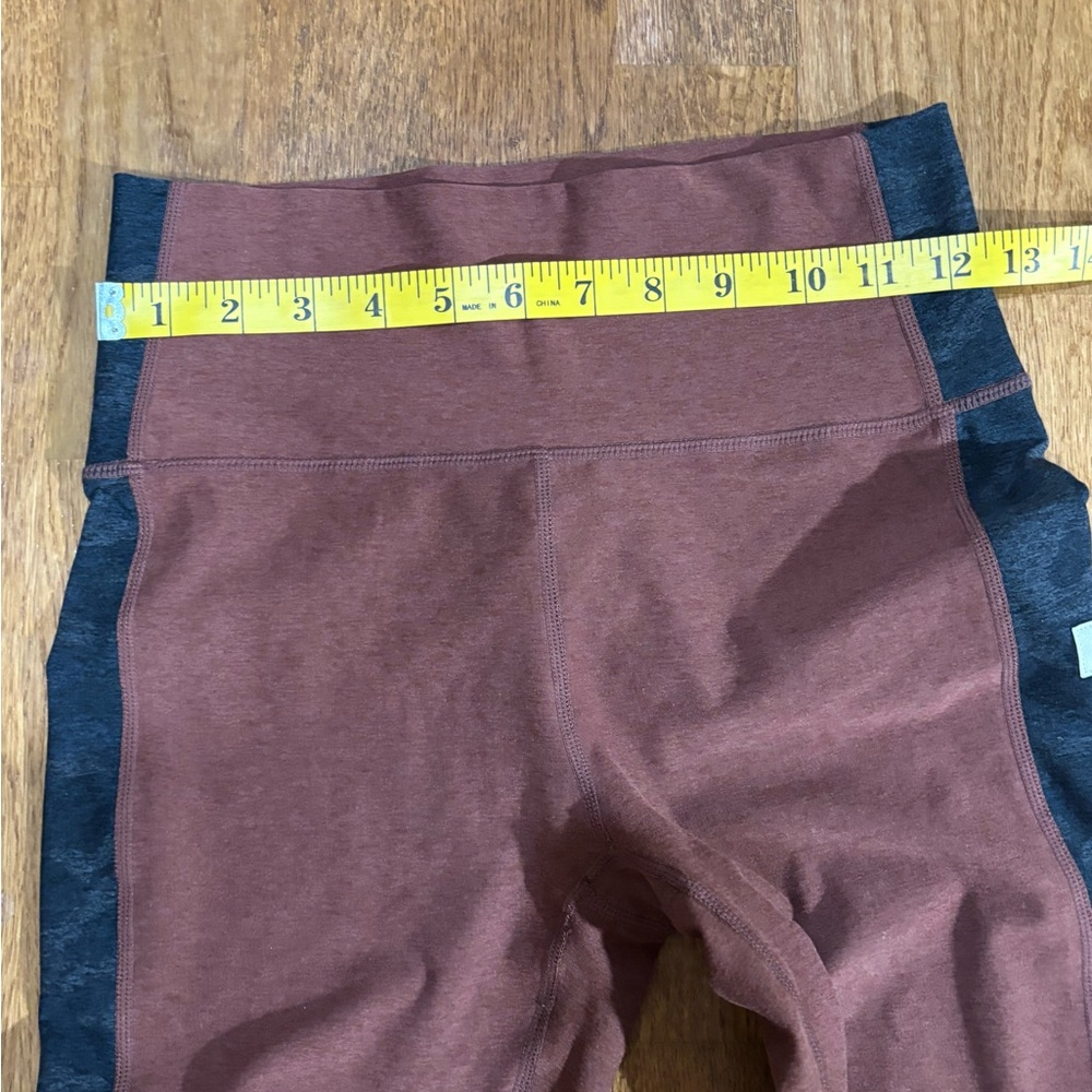 Vuori High-Rise The Rise The Shine Leggings Sz Sm Rust and Black Heathered Camo - Picture 12 of 12